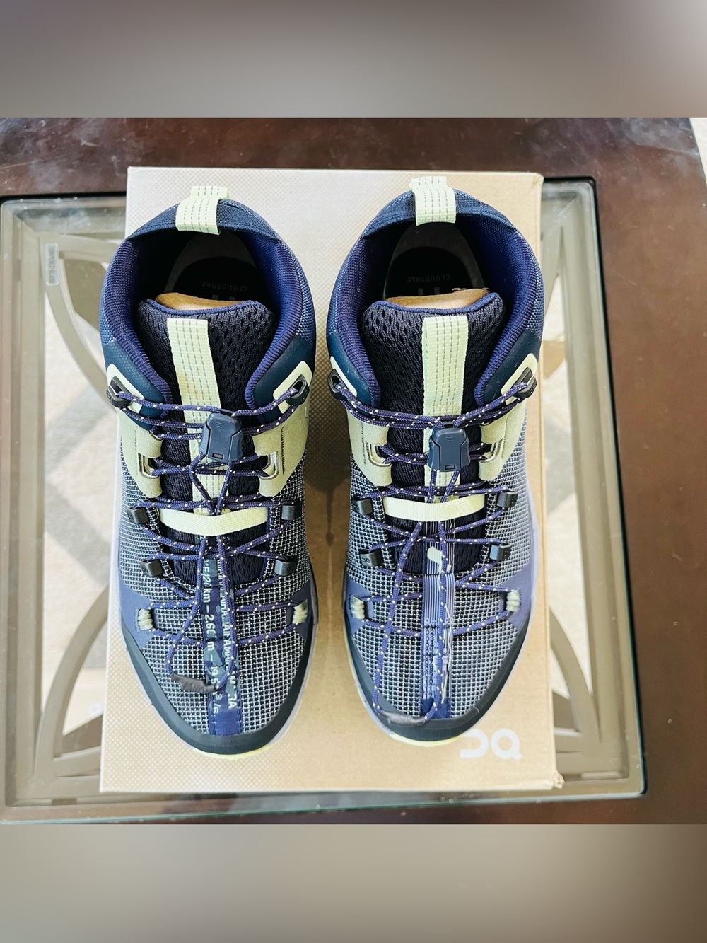 Sz 5.5 On Women's Cloudtrax Hiking boots Reseda/Lavender (Youth 4) - Picture 4 of 7